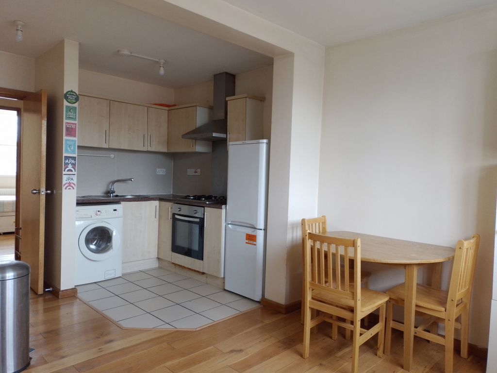 Property photo 3 of 9 Gallery