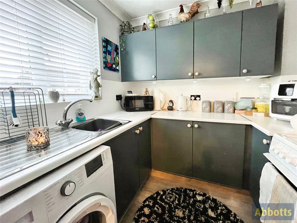 Property photo 2 of 10 Picture No. 05