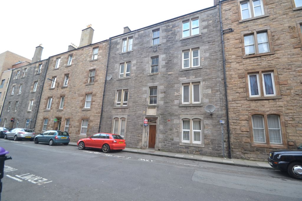 Property photo 1 of 4