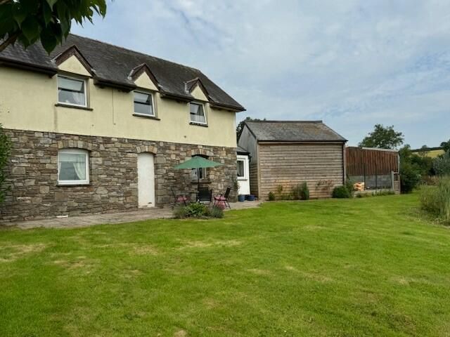 Property photo 1 of 21