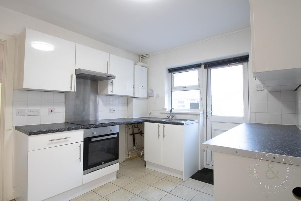 Property photo 2 of 9 Img_5296.Jpg