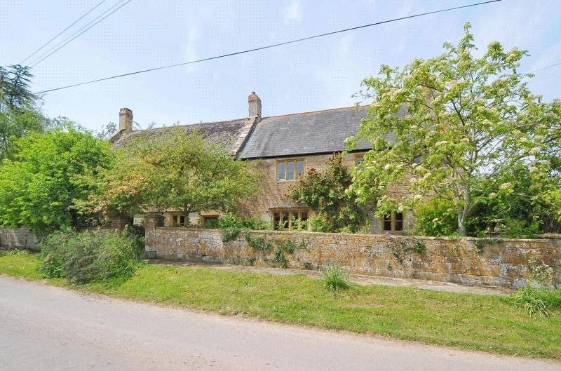 Property photo 2 of 26 Picture No. 35