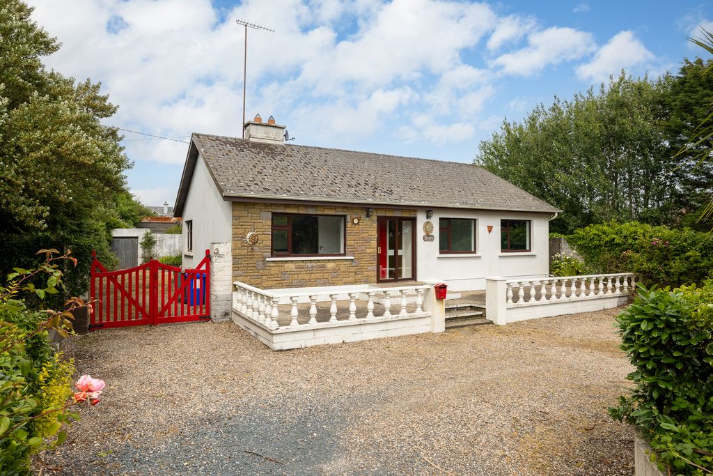 Property photo 1 of 30
