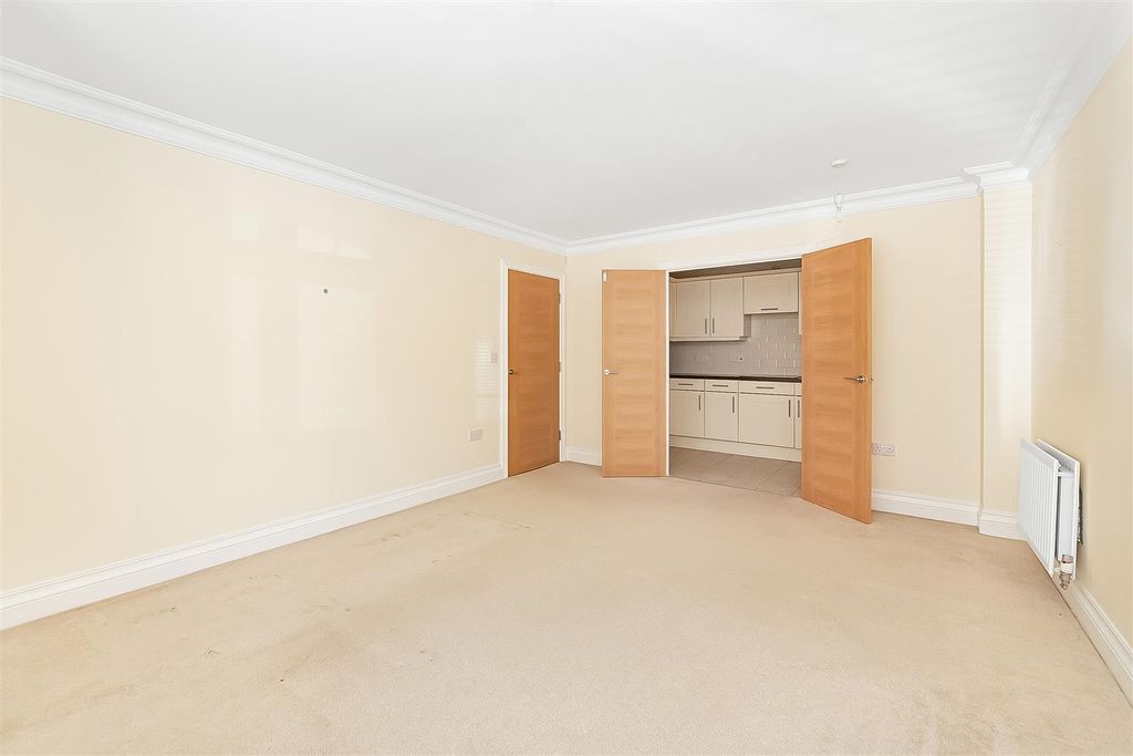 Property photo 3 of 14 Reception Room