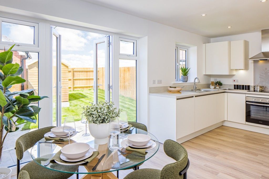 Property photo 2 of 10 Knightwood Chase, Fordingbridge