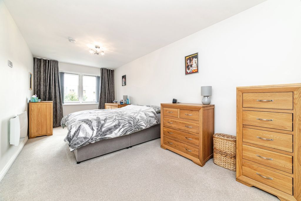 Property photo 3 of 21 Pbox-Img.Jpg