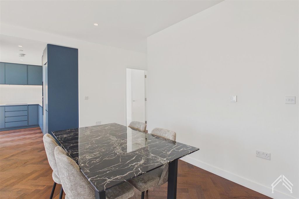 Property photo 3 of 22 3.Jpg