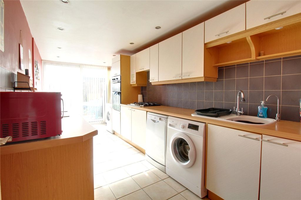 Property photo 2 of 12 Picture No. 02