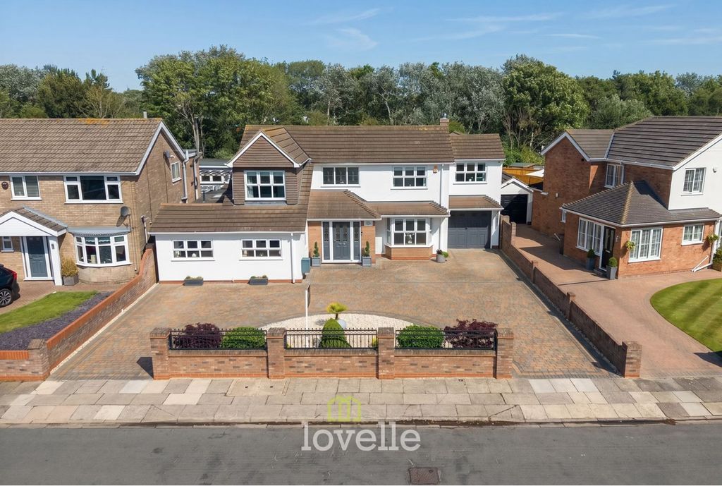 Property photo 1 of 57