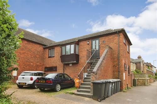 Property photo 1 of 8