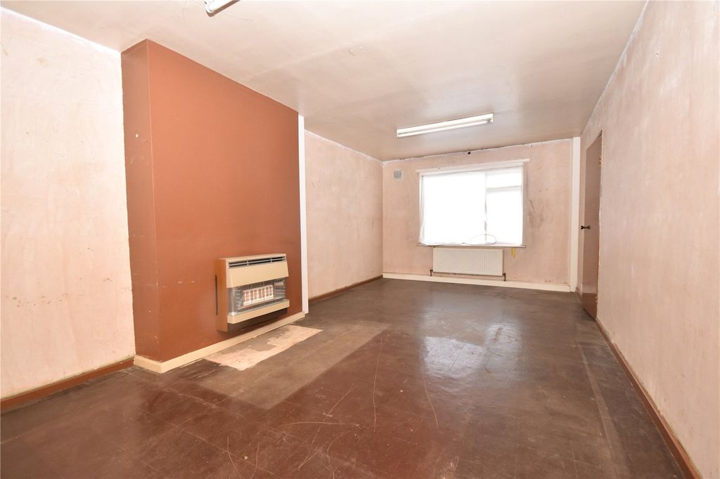 Property photo 2 of 15 Picture No. 01