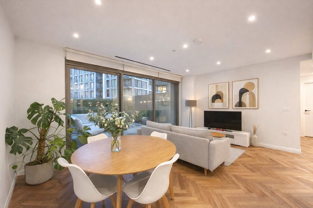 Property photo 2 of 16 Picture No. 07