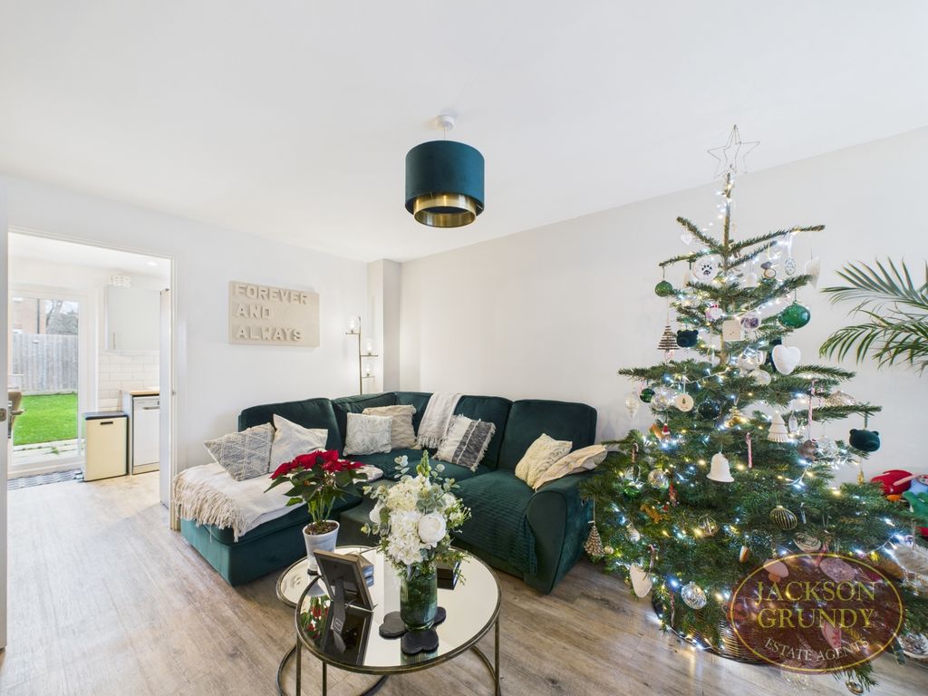 Property photo 2 of 13 Campus Drive