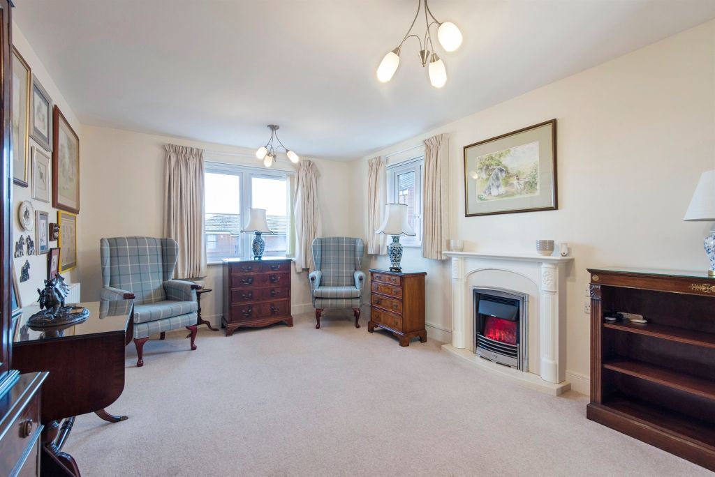 Property photo 3 of 14