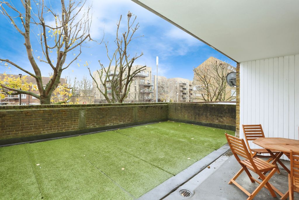 Property photo 3 of 14