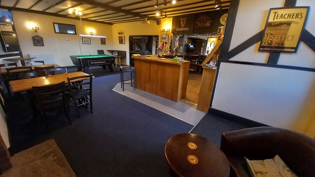 Property photo 2 of 9