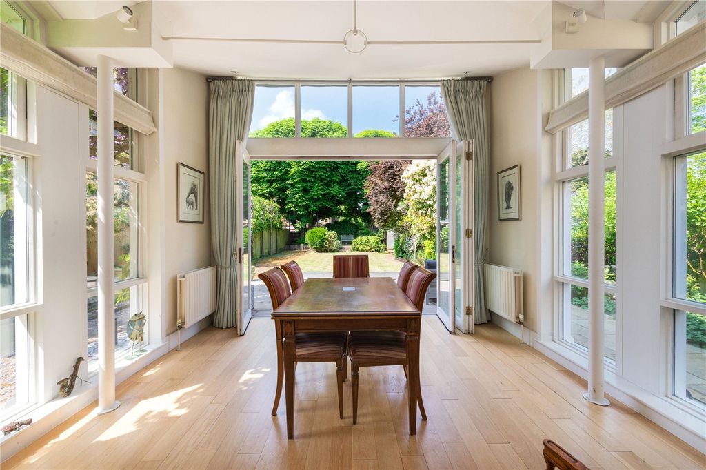 Property photo 3 of 13 Dining Area