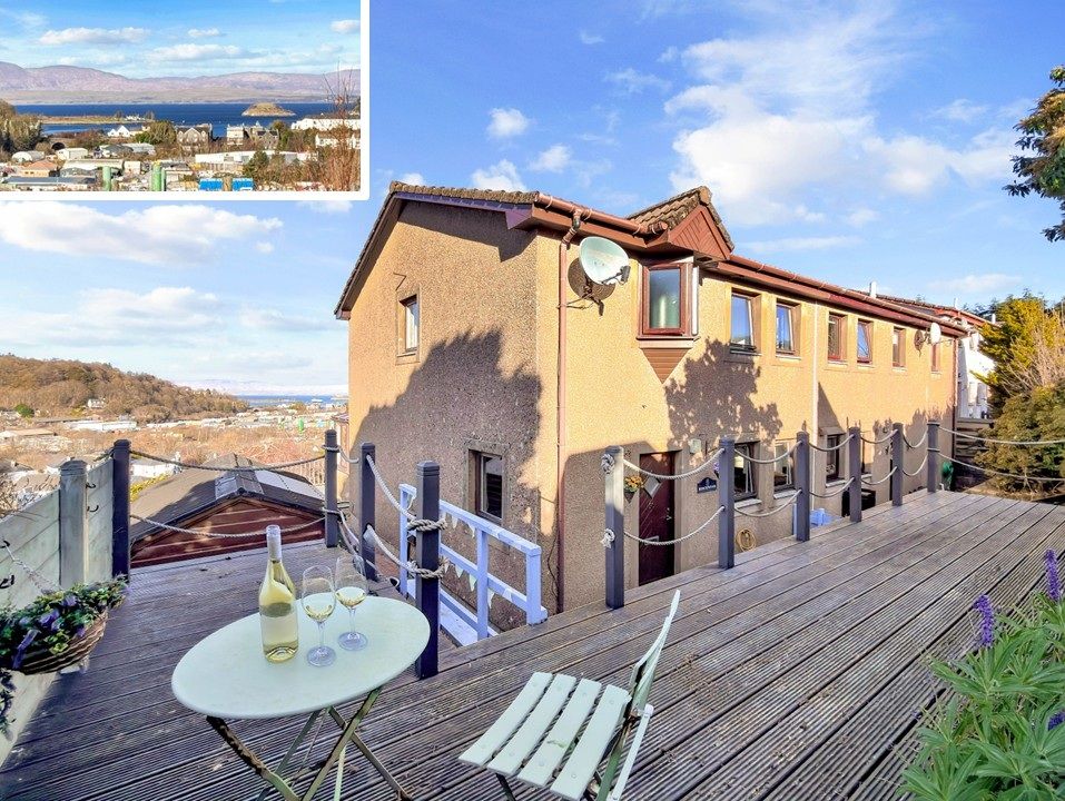 Property photo 1 of 32