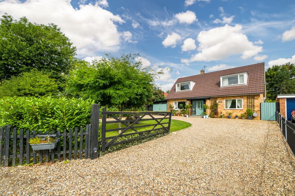 Property photo 1 of 31 Tranquil Lodge-2