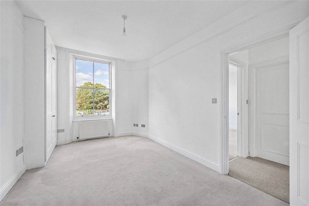 Property photo 3 of 12 Picture No. 03