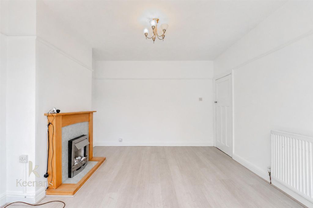 Property photo 3 of 18 m.R.-06.Jpg