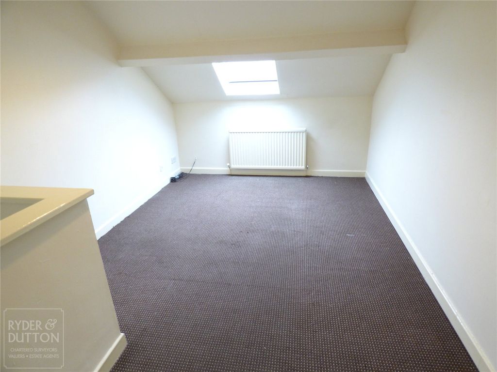 Property photo 2 of 7 Picture No. 18