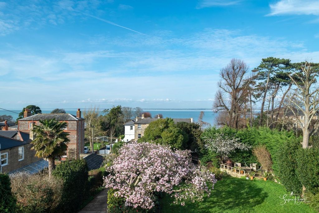 Property photo 3 of 74 Views