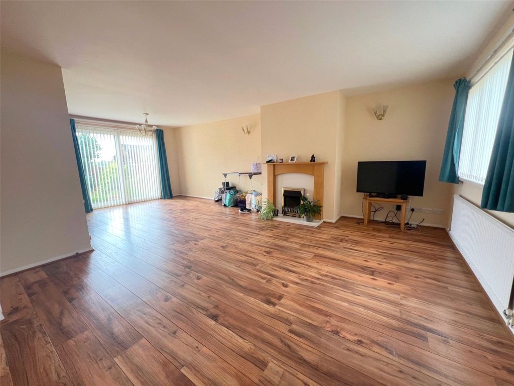 Property photo 3 of 30 Picture No. 29