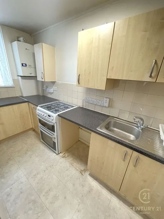 Property photo 2 of 8