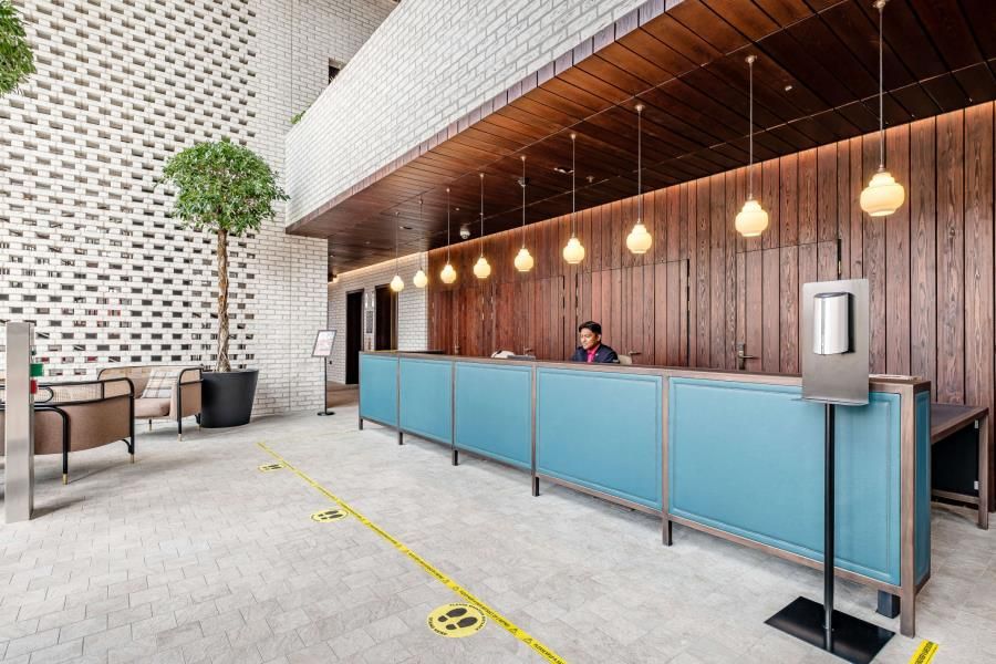 Property photo 2 of 20