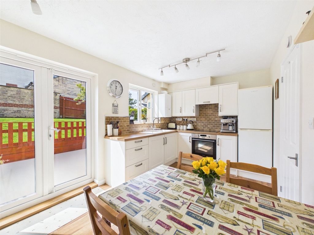 Property photo 2 of 16 Kitchen/Dining Room