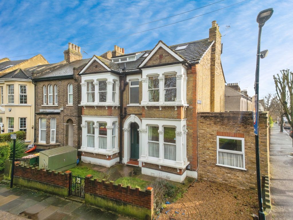 Property photo 1 of 24 Front View