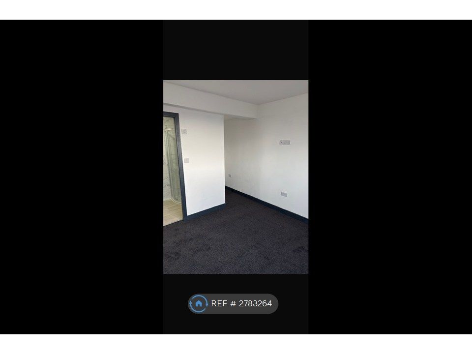 Property photo 2 of 26