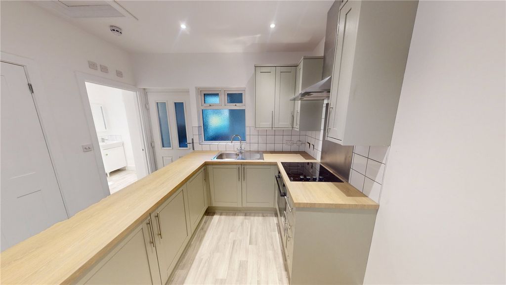 Property photo 2 of 6 Picture No. 03