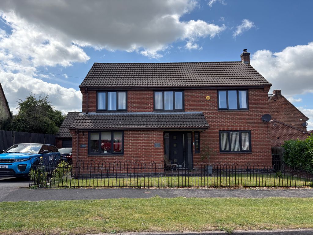 Property photo 1 of 19