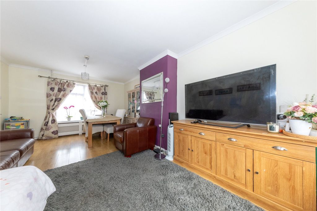 Property photo 3 of 19 Picture No. 10