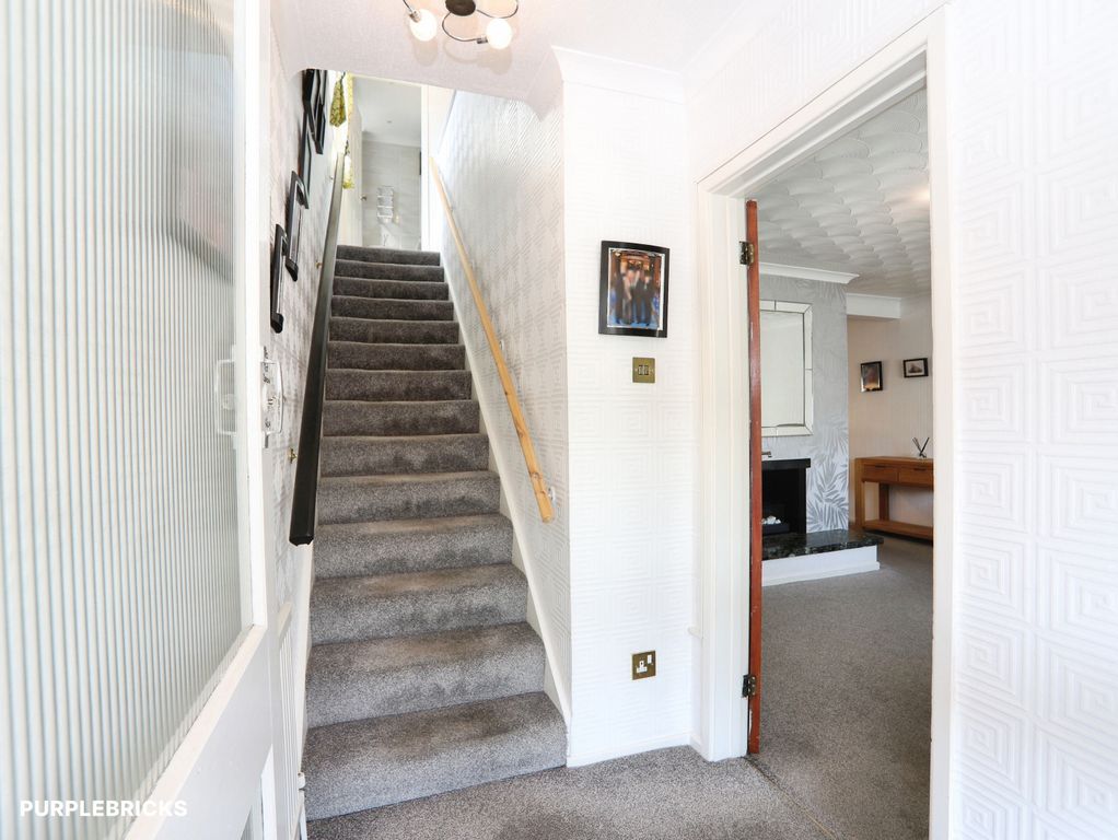 Property photo 2 of 24