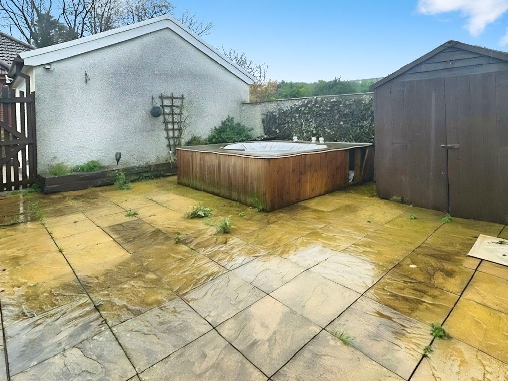 Property photo 3 of 13