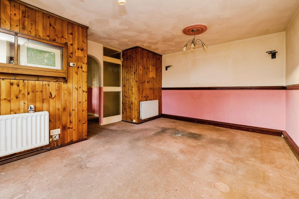 Property photo 3 of 16 Pbox-Img.Jpg