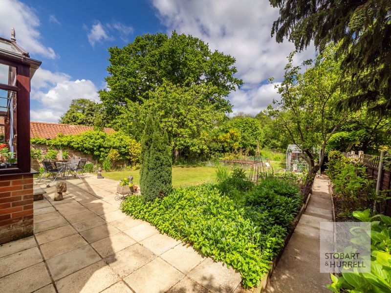 Property photo 2 of 25 Terrace Outlook