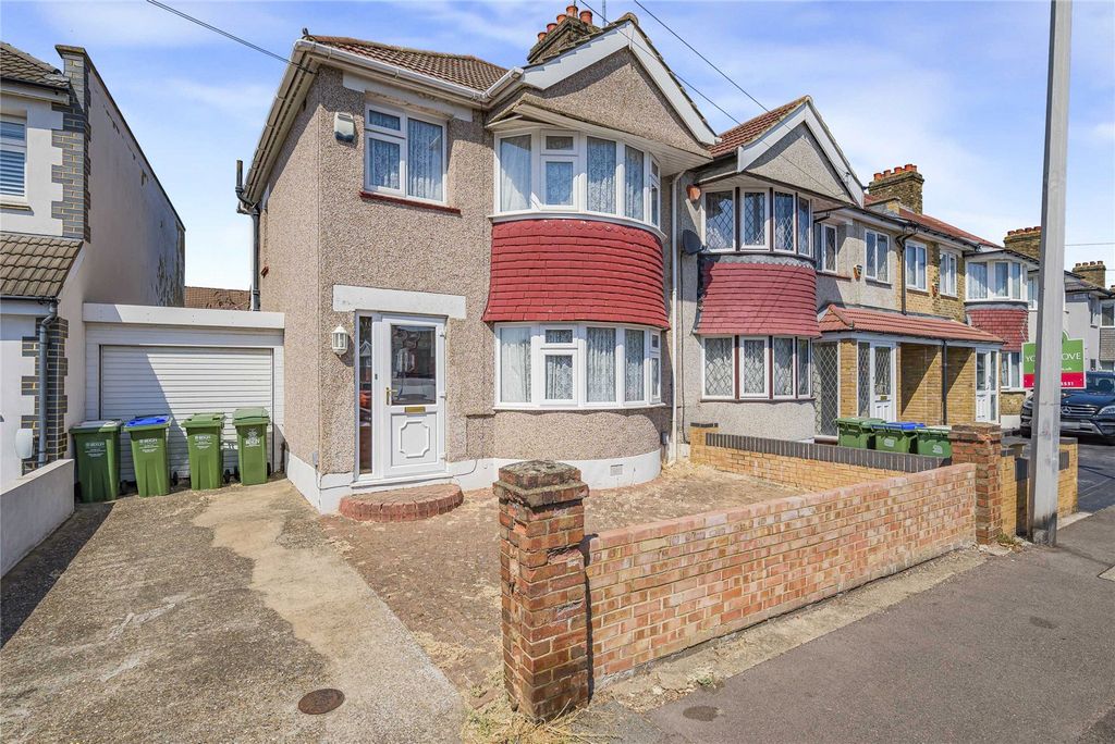 Property photo 1 of 12 Picture No. 15