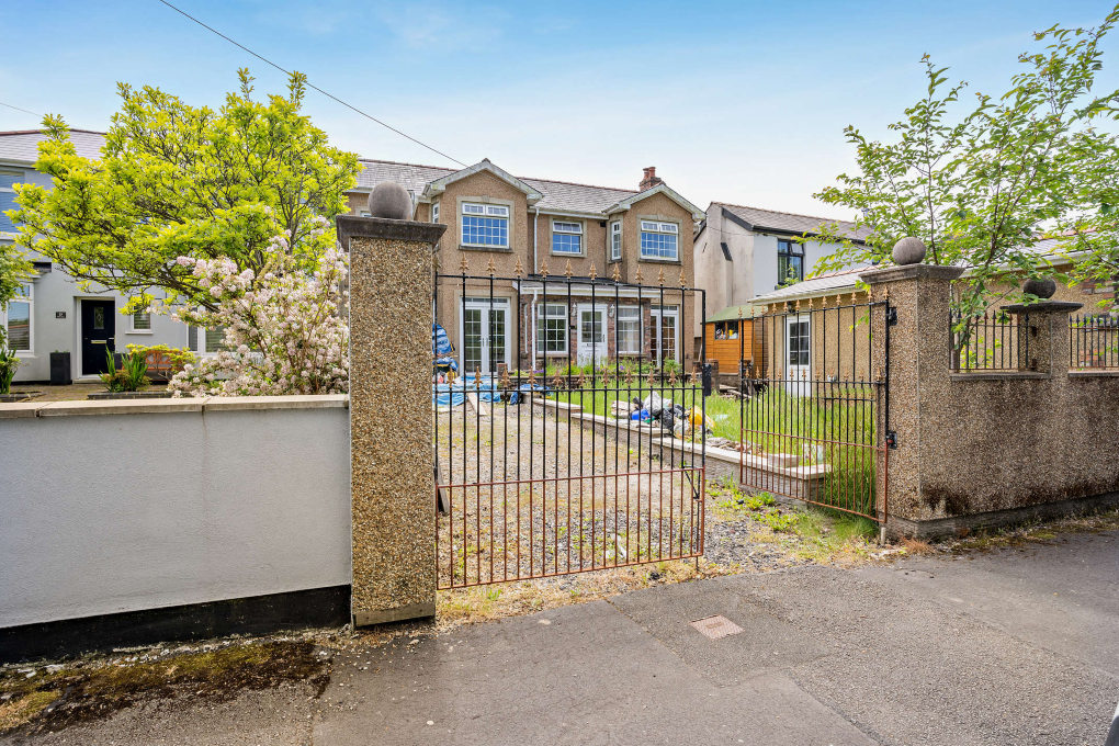 Property photo 2 of 15