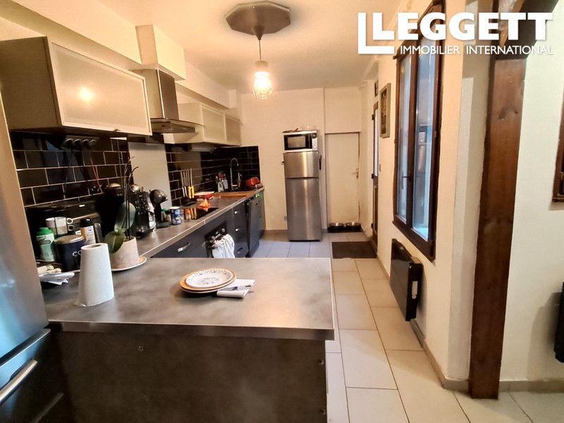 Property photo 3 of 9