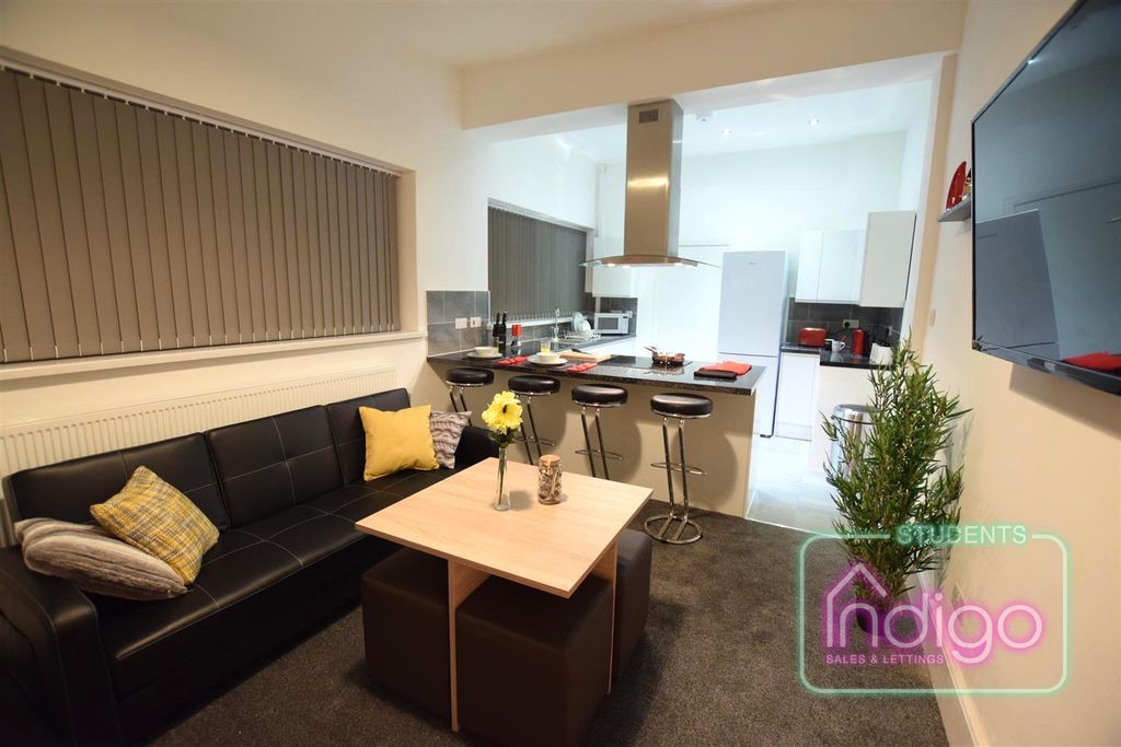 Property photo 1 of 34 1Hpwlhuqnusxij08Nvmbrw.Jpg