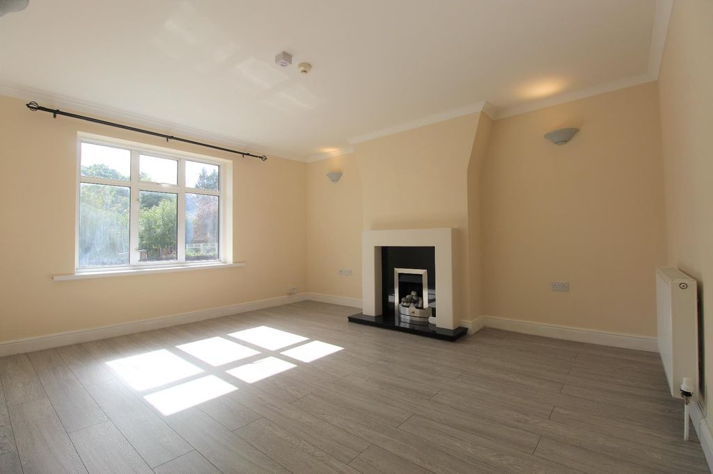 Property photo 2 of 11 0 General