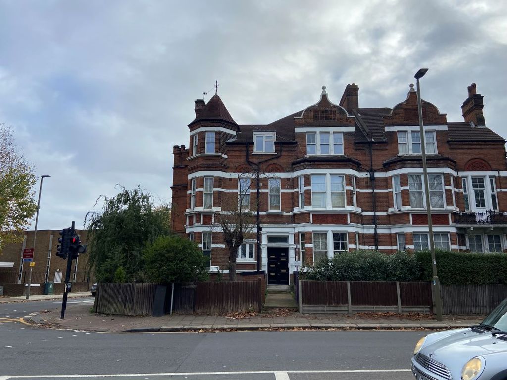 Property photo 2 of 9