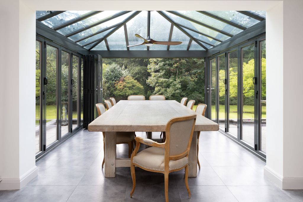 Property photo 3 of 12 Picture 3