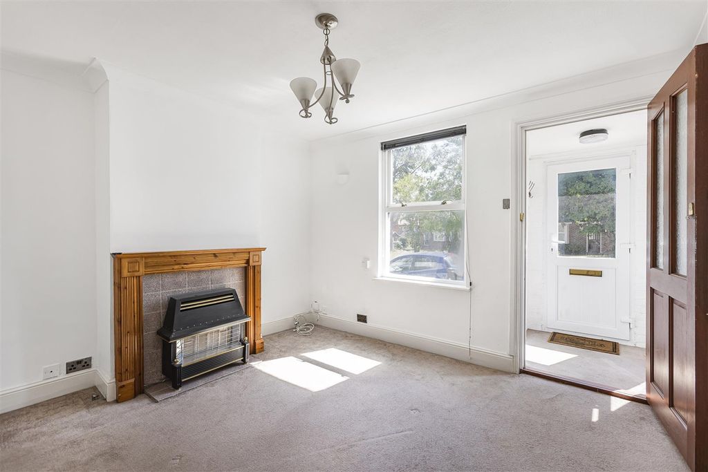 Property photo 3 of 19 38_8263.Jpg