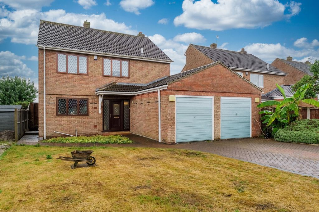 Property photo 1 of 26