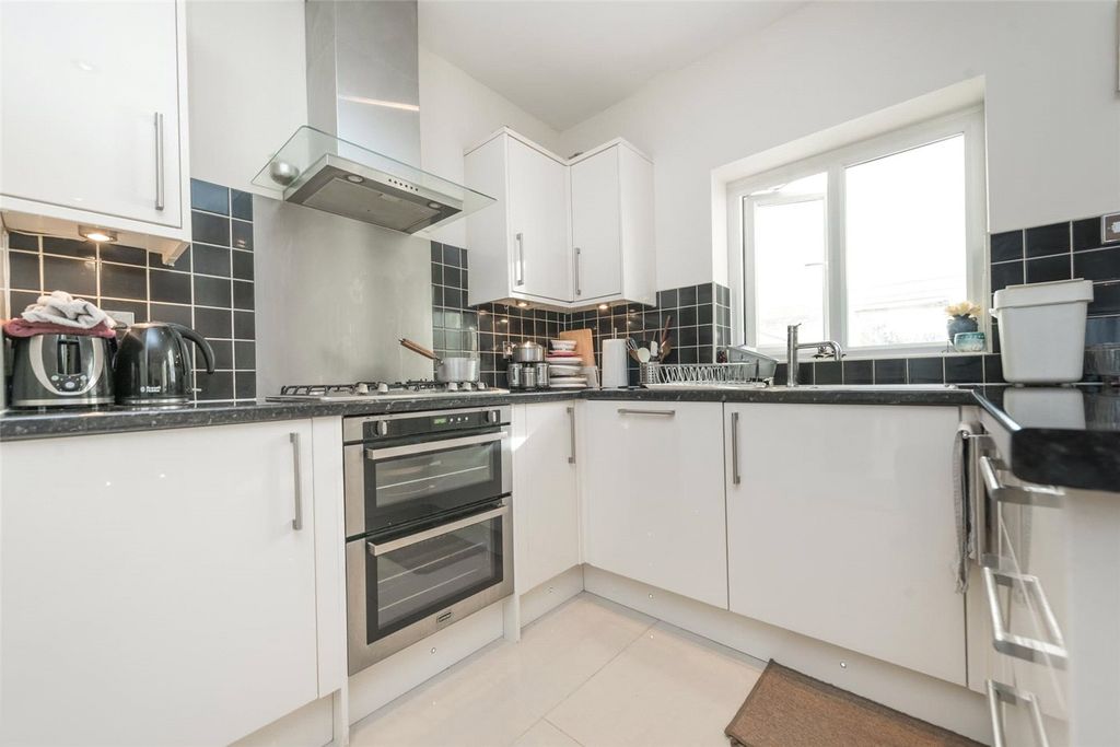 Property photo 3 of 14 Picture No. 08